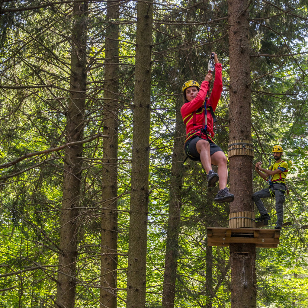 Percorso del parco avventura Jungle Raider Park Resinelli, vicino a Lecco